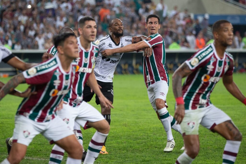 Ceará perde para o Fluminense em noite de festa para Fred no Maracanã