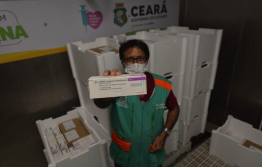 Ceará recebe 228.240 doses de vacinas contra covid-19 nesta segunda (9)