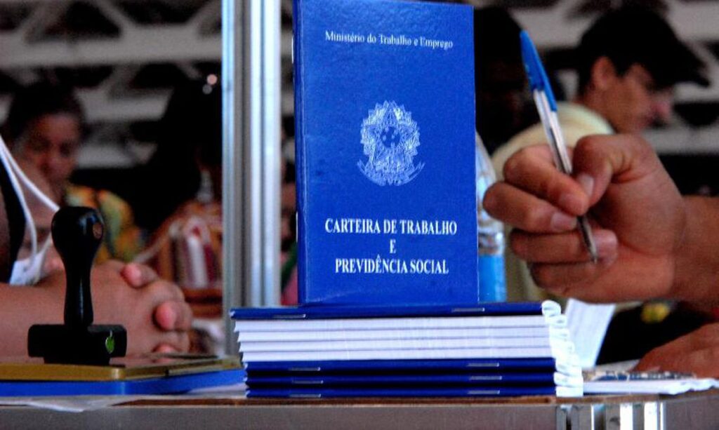 Ceará tem 1395 oportunidades de emprego abertas