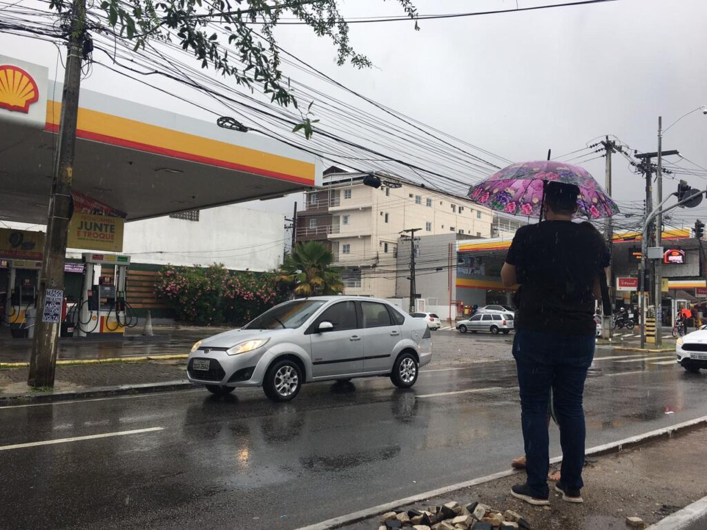 Inmet alerta para fortes chuvas no país até 1º de janeiro