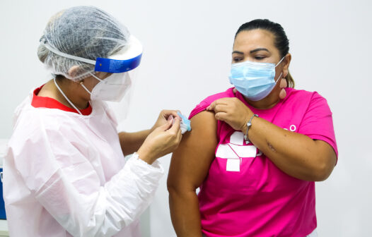 Ceará deve receber novas doses de vacina contra covid-19 nas próximas horas