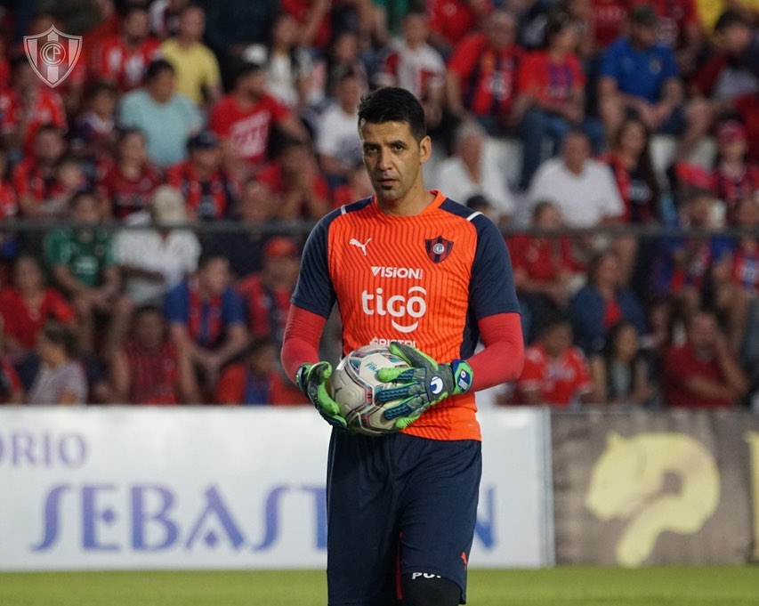 Cerro Porteño x Colón: saiba onde assistir à partida desta terça-feira (12/04)