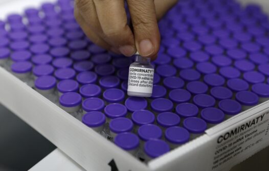 Ceará recebe 45.690 doses da vacina Pfizer nesta segunda-feira (10)