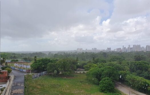 Primeiro domingo de dezembro com possibilidade de chuva no litoral e interior