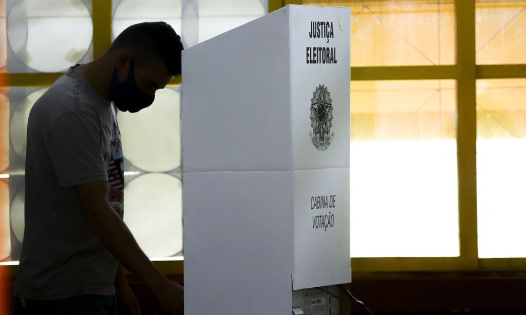 Barro e Viçosa do Ceará terão novas eleições neste domingo (5) para escolher prefeitos e vices
