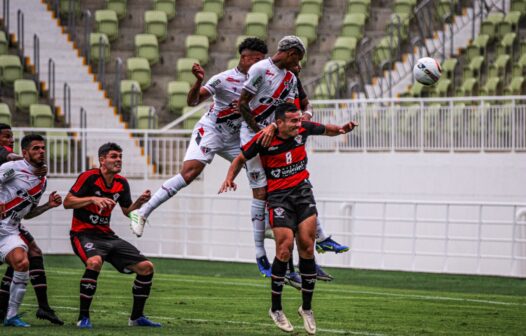 Com gol pitoresco, Ferroviário bate o Atlético Cearense pela Série C