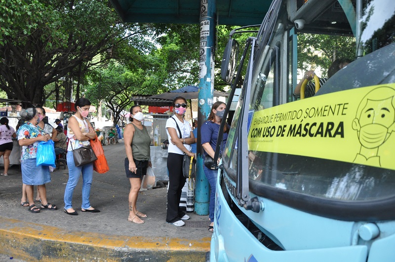 Comissão de vereadores aprova subsídio ao transporte coletivo e garante passagem no valor de R$ 3,90