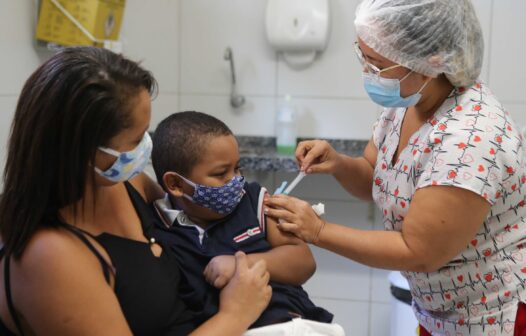 Confira listas de vacinação contra Covid-19 para crianças em Fortaleza até do dia 17 de janeiro