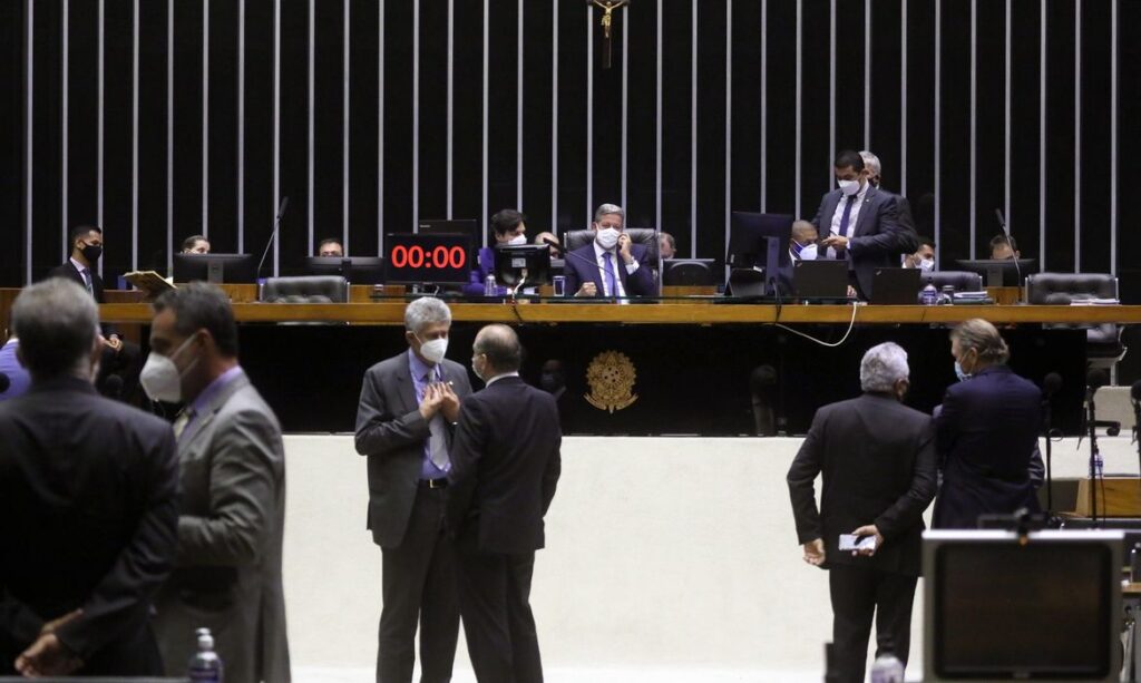 Câmara dos Deputados aprova projeto que altera Lei de Improbidade Administrativa