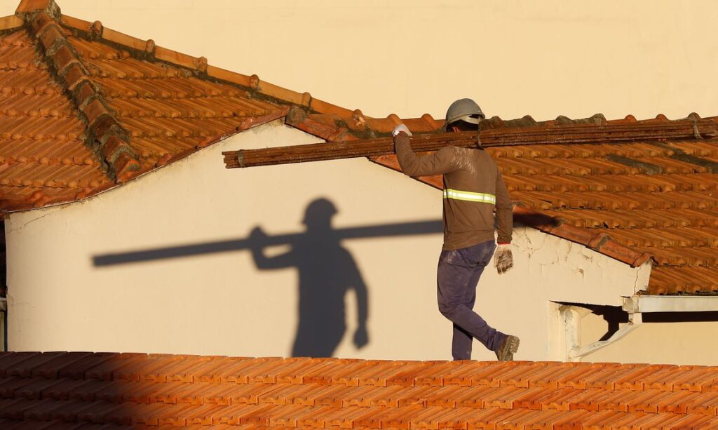 Inflação da construção fica em 0,71% em novembro, diz FGV