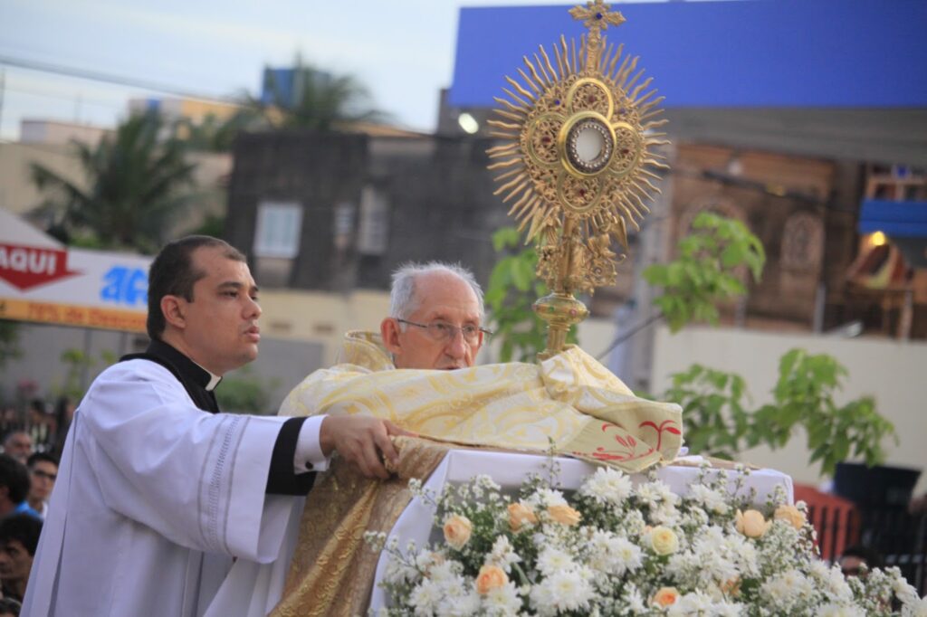 Corpus Christi Arquidiocese de Fortaleza divulga programação; confira