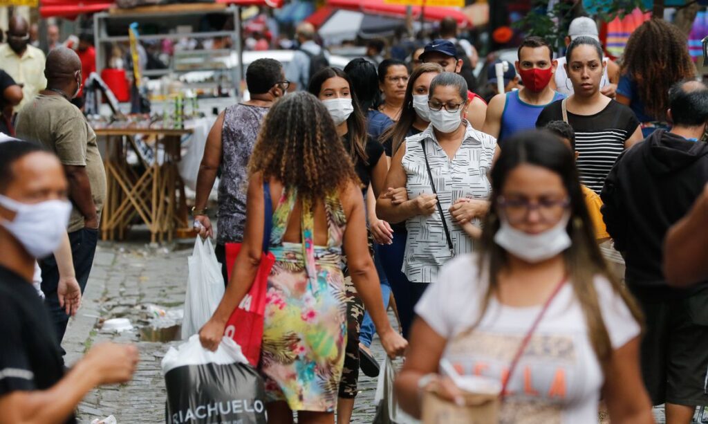 Covid-19: sobe para 128 número de casos da variante Ômicron no Brasil