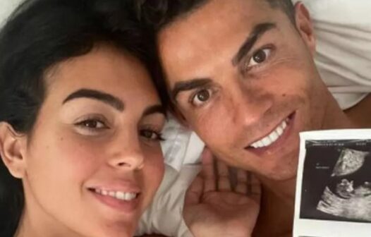 Cristiano Ronaldo confirma que esposa está grávida de gêmeos