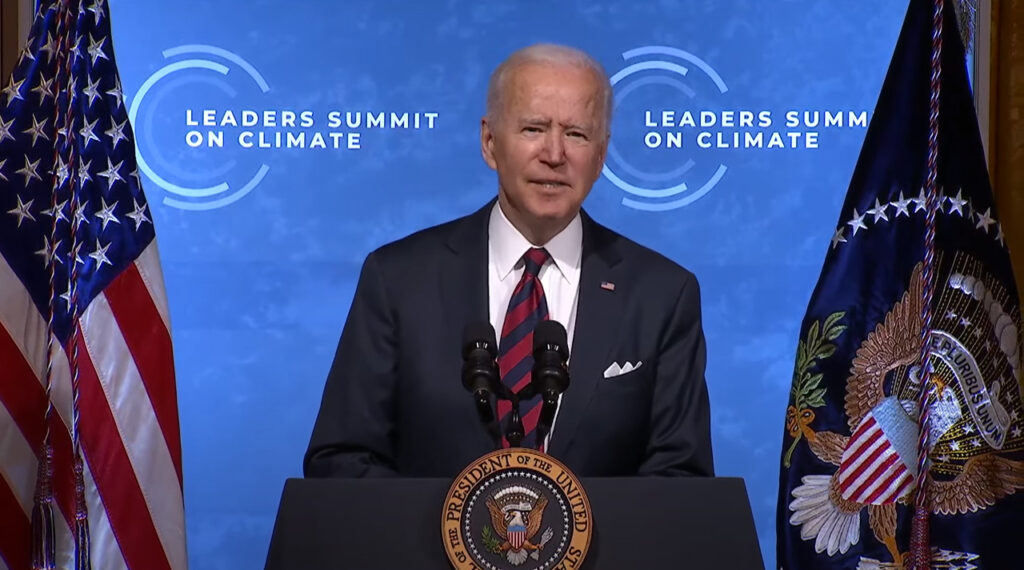 Biden faz apelo em cúpula para que mundo cumpra compromissos climático