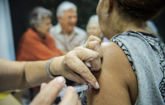 Vacinação em Fortaleza: confira a lista de agendamento desta sexta-feira (23)