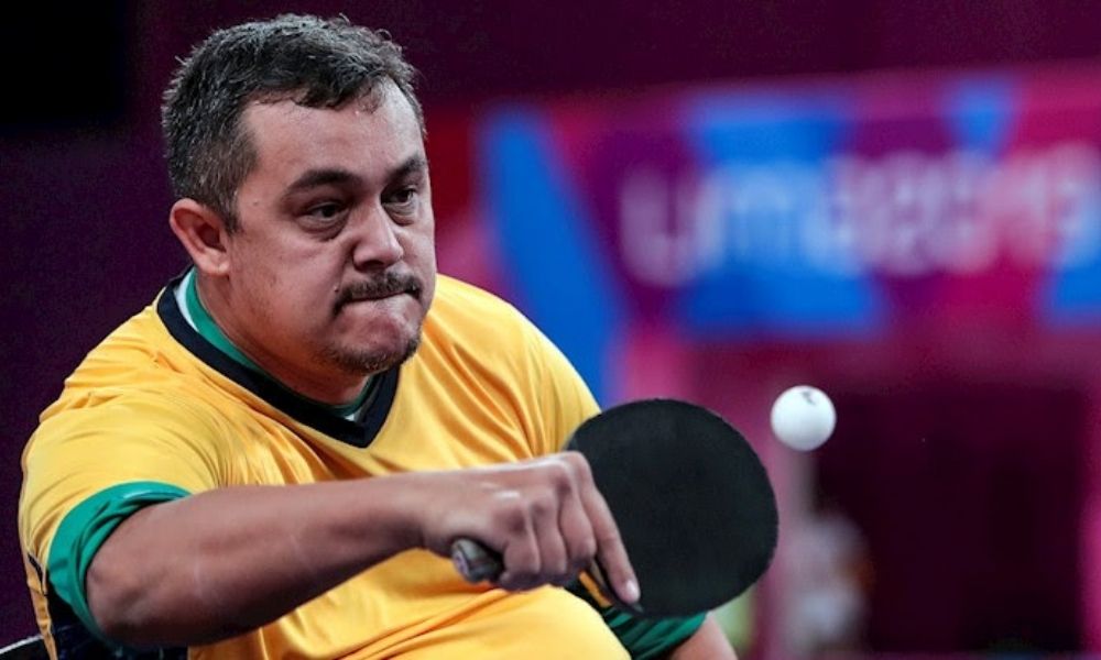 Cearense na Paralimpíada: David ‘Brasilino’ vence jogo de estreia no tênis de mesa