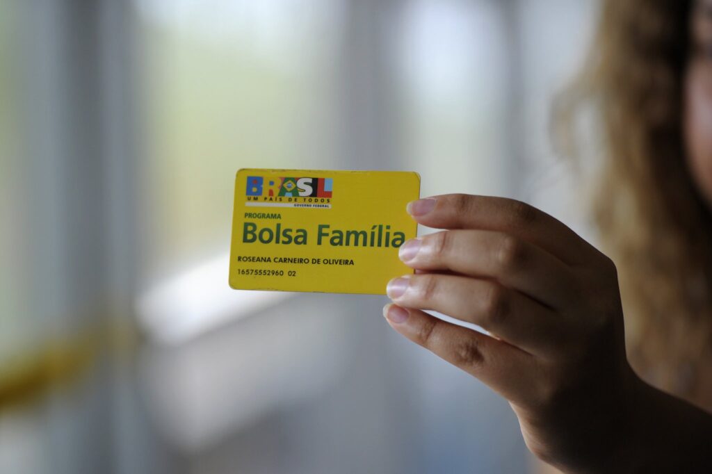 Auxílio Emergencial: confira o calendário da 5ª parcela para Bolsa Família