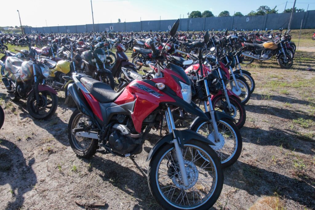 Leilão virtual de carros, motos e sucatas do Detran Ceará começa hoje (20); saiba como participar