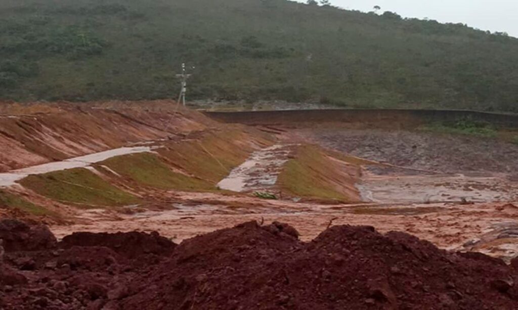 Governo e Ministério Público de Minas cobram dados sobre barragens