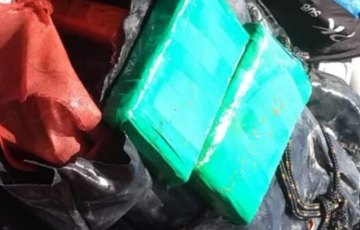 PF apreende mais de 37 quilos de cocaína em casco de navio no Pecém