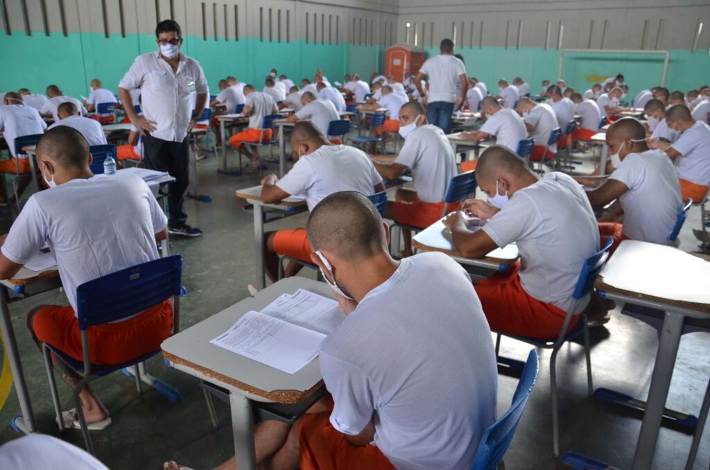 Primeira etapa do Enem para pessoas privadas de liberdade acontece neste domingo (9)