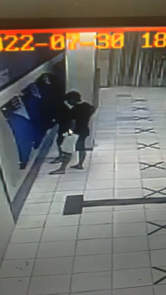 Dupla é capturada por suspeita de furto em agência bancária de Fortaleza