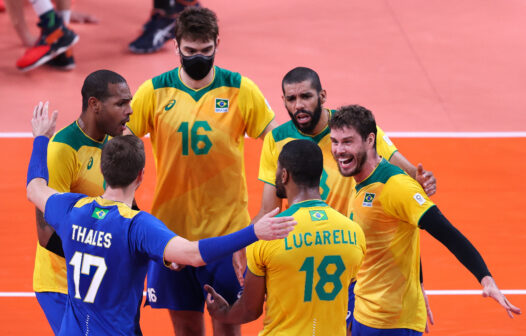 Vôlei: Brasil perde para Comitê Russo e se despede da briga pelo ouro