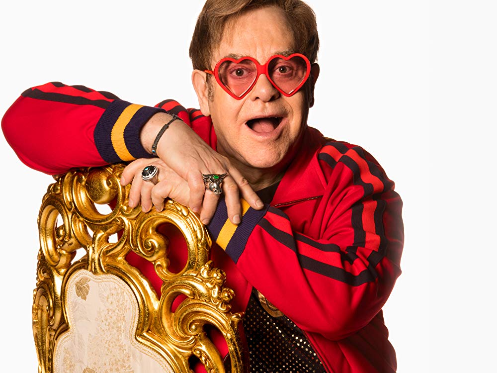 Elton John é diagnosticado com Covid-19 e shows são adiados nos Estados Unidos