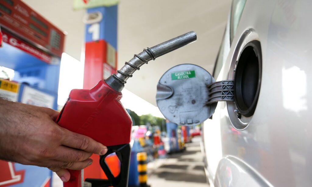 Preço da gasolina tem nova alta no Ceará