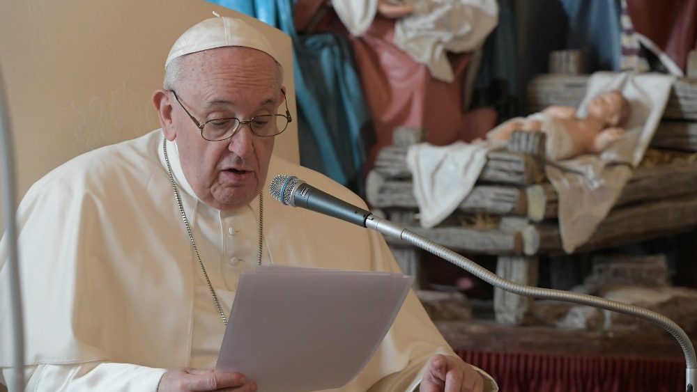 Em mensagem natalina, Papa cita reflexão do cearense Dom Helder Câmara