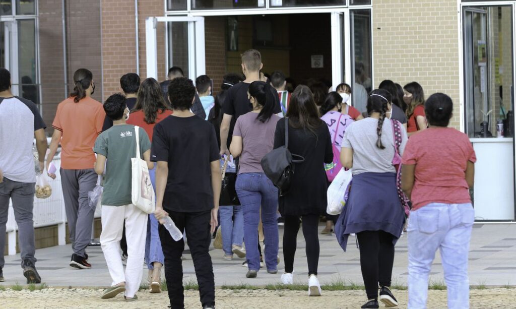 Enem: prazo para recursos contra isenção negada termina nesta sexta-feira (29)