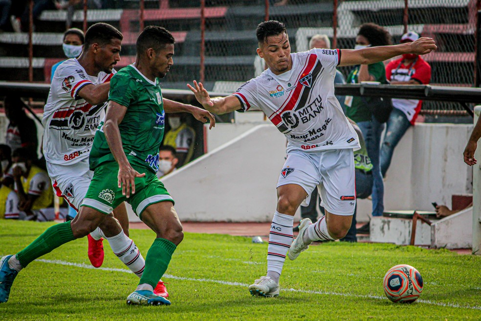 erroviário x Icasa, Fares Lopes — Foto Lenilson SantosFerroviário AC