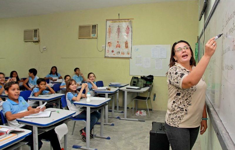 Escolas de Fortaleza utilizam sistema online para matrícula de novatos