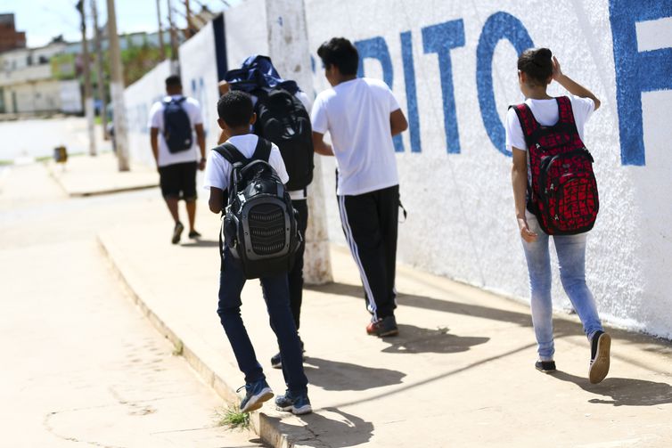 Estatuto da Criança e do Adolescente fará parte da grade curricular em escolas cearenses