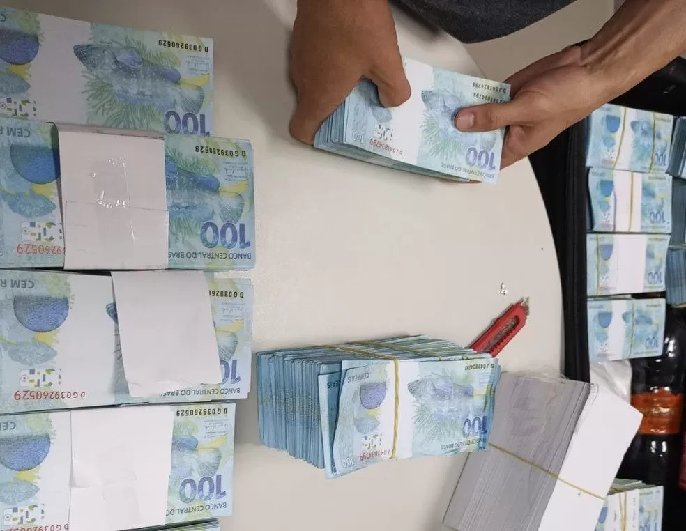 Estrangeiro é preso com R$ 1,2 milhão em cédulas falsas no aeroporto de Fortaleza