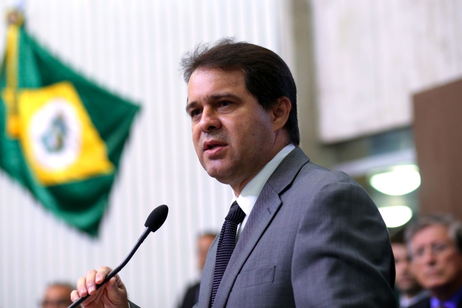 Evandro Leitão afirma que PDT precisa de Cid Gomes para contornar crise: "remontar o partido"