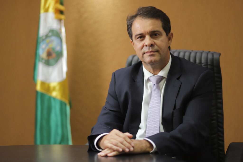 Cogitado pelo PT e Republicanos, Evandro Leitão diz que quer seguir no PDT: “tenho vontade de permanecer”