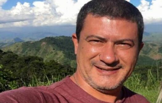 Família de Tom Veiga pensa em exumar o corpo do ator, diz colunista