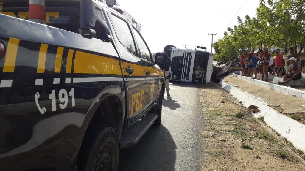 Feriado de Réveillon termina com seis mortes nas rodovias federais do Ceará, diz PRF