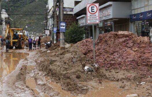 Sobe para 146 o número de mortos em Petrópolis