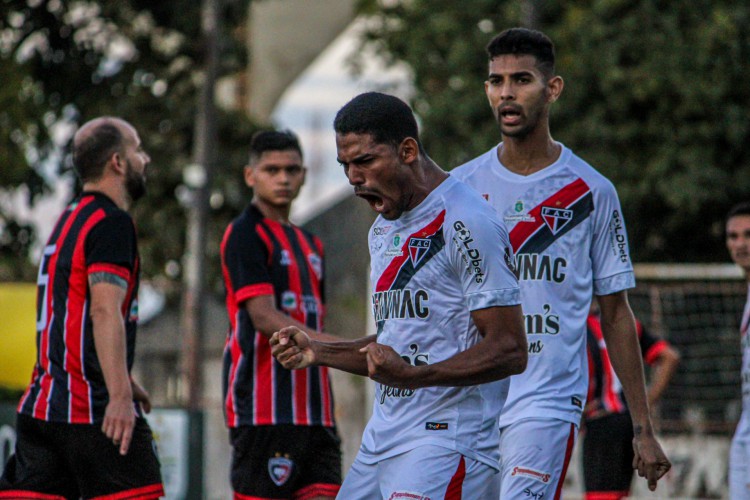 Ferroviário vence mais uma, segue líder e se classifica para a semifinal do Campeonato Cearense