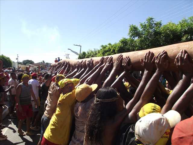 Prefeitura de Barbalha cancela festa do Pau da Bandeira para ajudar famílias atingidas pelas chuvas