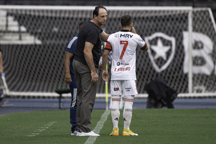 Brasileirão: no reencontro de Ceni com Fortaleza, Flamengo quer vitória