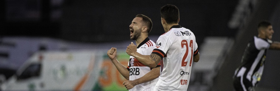 Flamengo vence o Botafogo e 'cura ressaca' da queda na Libertadores