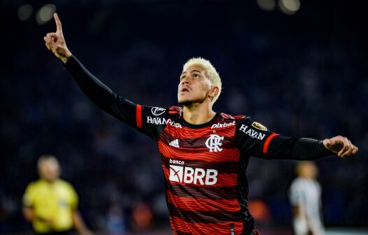 Flamengo joga mal, mas arranca empate com o Talleres na Libertadores