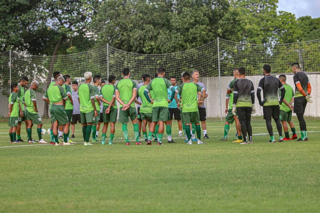 Floresta anuncia isolamento dos atletas na sede do clube para evitar casos de covid-19 e H3N2