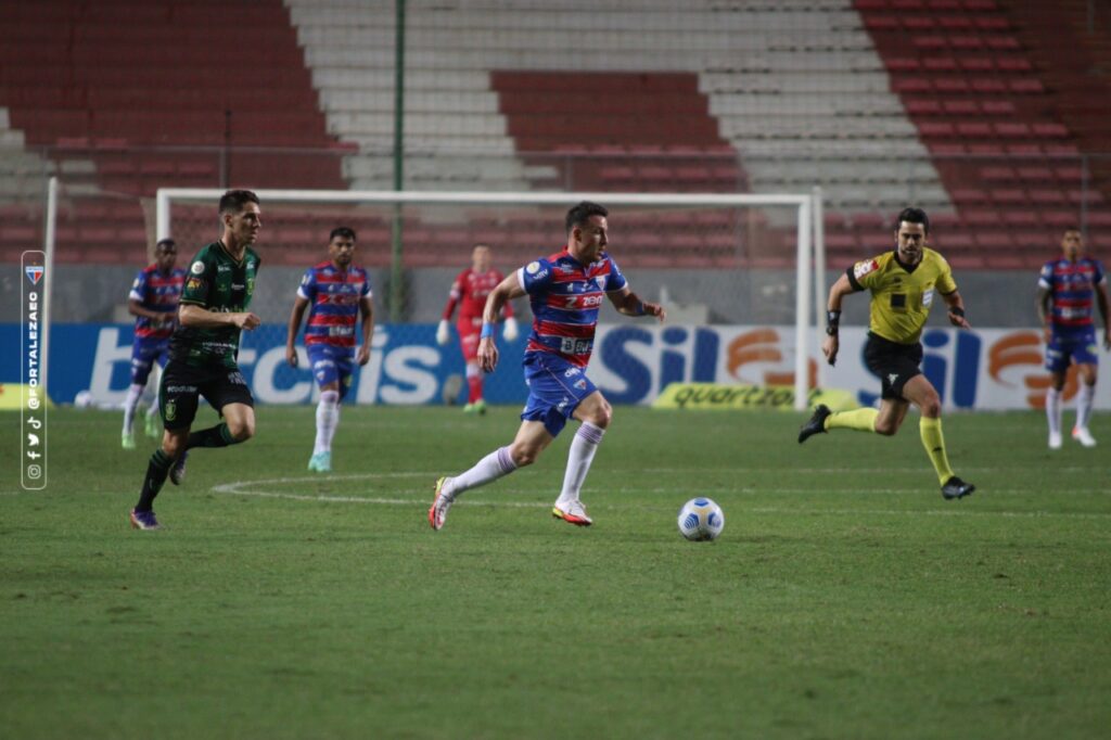 Fortaleza perde para o América-MG fora de casa e deixa o G-4 do Brasileirão