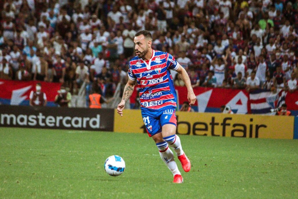 Fortaleza empata com São Paulo em jogo na Arena Castelão