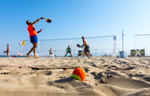 Fortaleza terá espaço exclusivo para prática de beach tênis