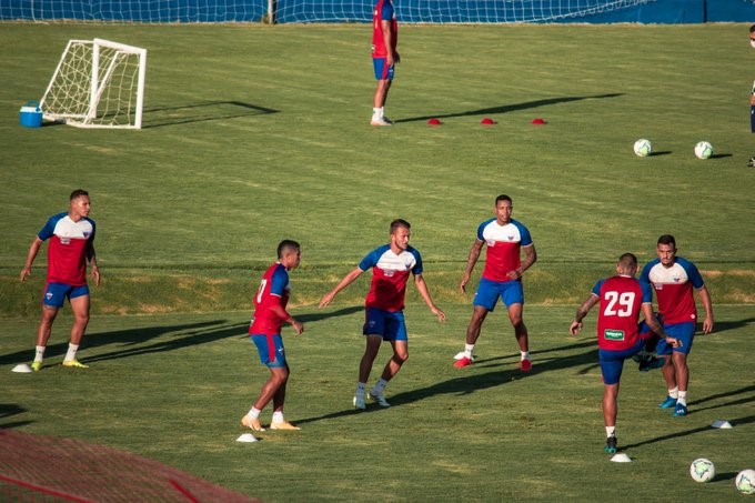 Fortaleza volta aos treinos de olho no RB Bragantino